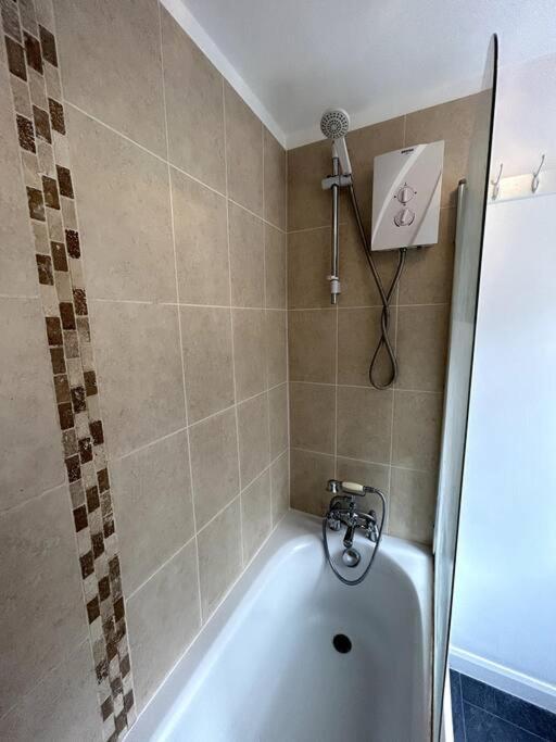 Perfect Home From Home In Stoke On Trent Etruria Exterior foto